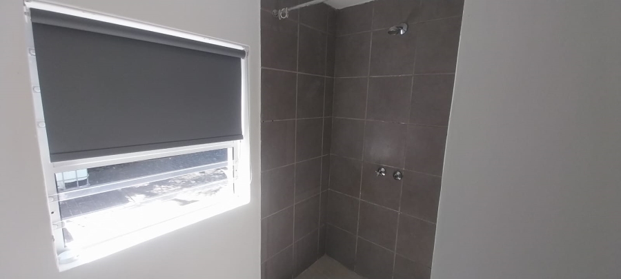 To Let Commercial Property for Rent in Vincent Eastern Cape